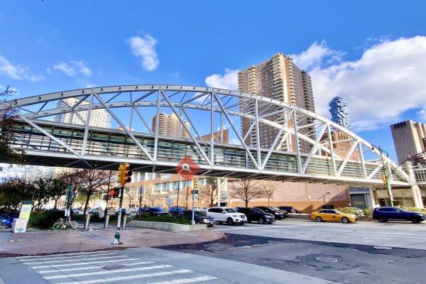 The Tribeca Bridge