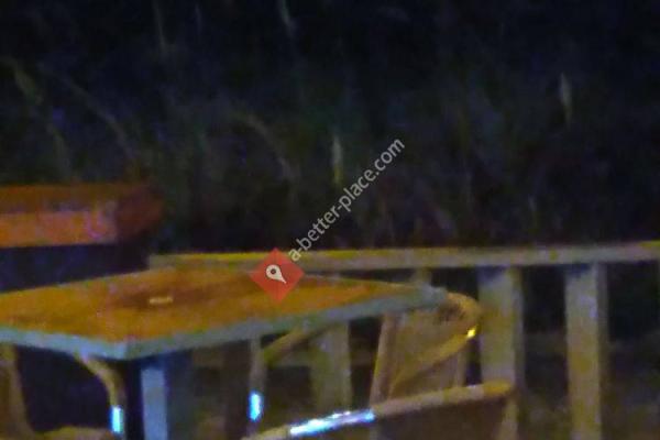 The Wreck - Tiki Bar and Lounge