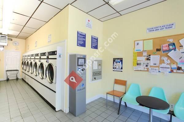 Thorndike Laundromat / Highlander Self Service Laundry