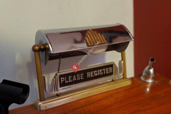 Top Hat Coffee and Entertainment