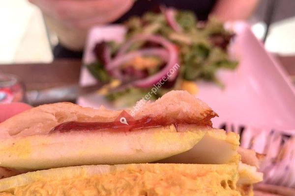 Tosti Cafe & Kitchen