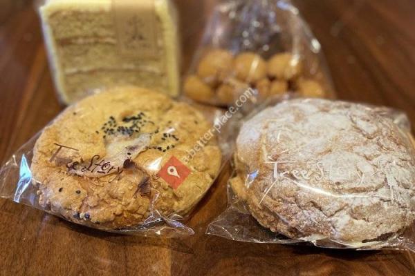 Tree Story Bakery & Cafe