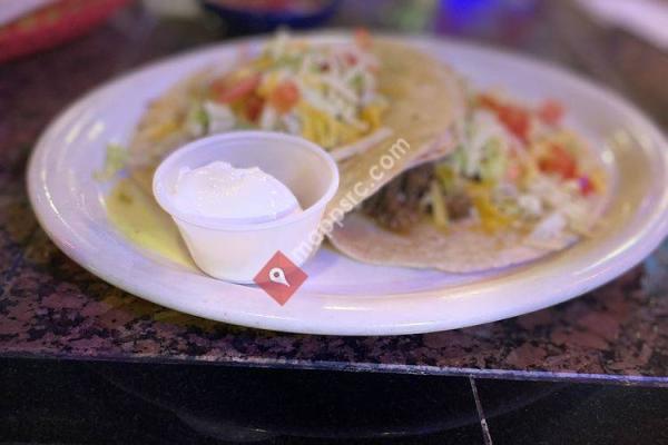 Tres Amigos Cantina