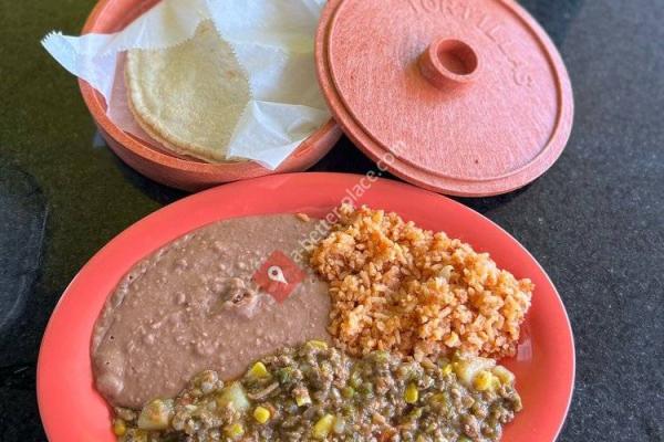 Tres Gueras Taco Stop