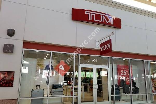 TUMI Outlet Store - Jersey Shore Premium Outlets