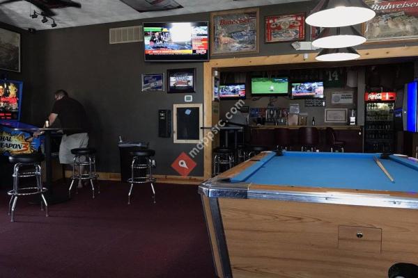 Uncle Mike's Bar and Grille