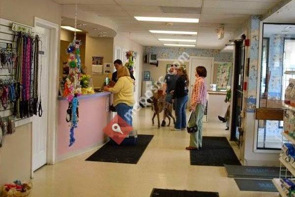 VCA Lakes Region Veterinary Hospital