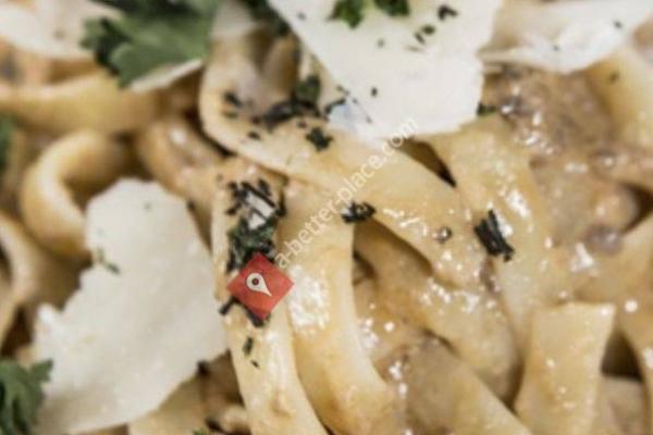 Vintage Restaurant and Lounge