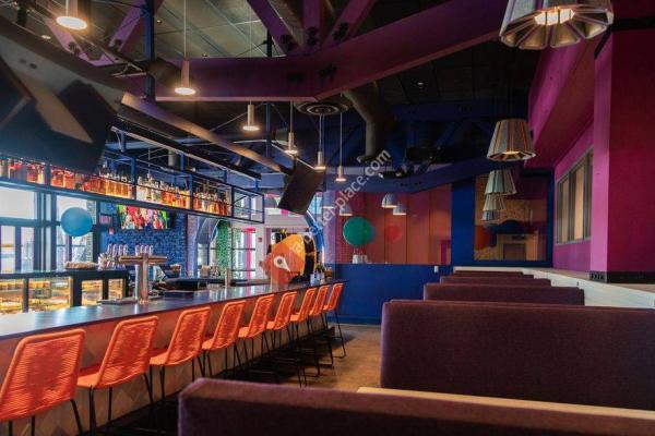 West Town Bakery - Wheeling