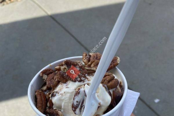 Whit's Frozen Custard of South Asheville