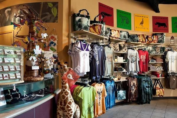 Wild Things gift shop at Lincoln Park Zoo