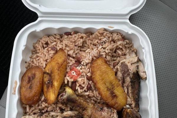 Winnie's Jerk Chicken & Fish