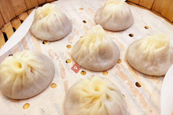 Xiaoling's Noodles and Dumplings