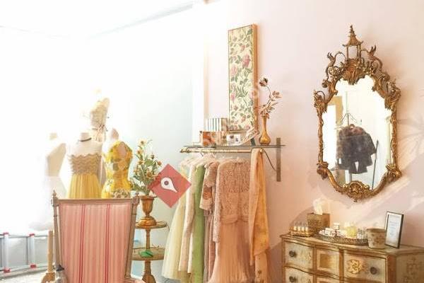 Xtabay Vintage Clothing Boutique