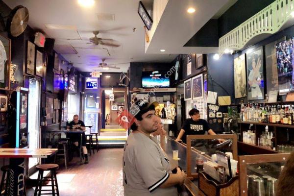 Yankee Tavern