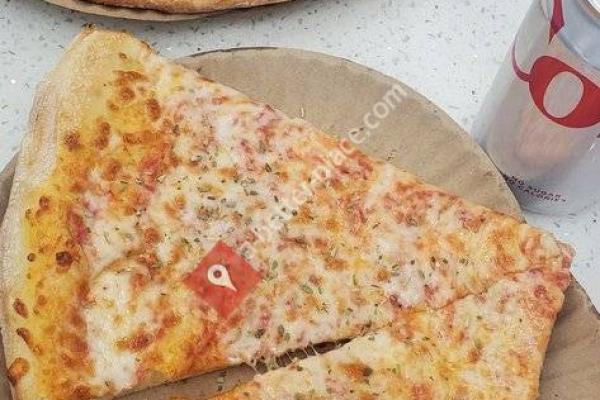 Yankees 99 Cent Hot Pizza