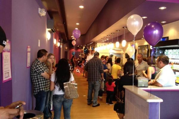 Yo-Lish Frozen Yogurt