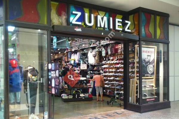 Zumiez