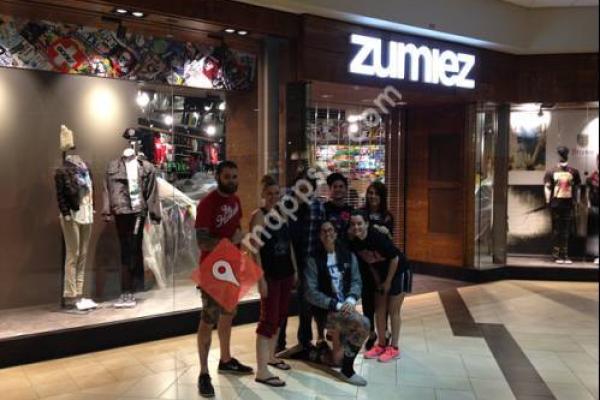 Zumiez