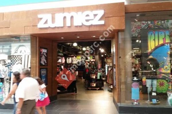 Zumiez